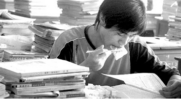 高考飲食:冬季食補盛行,但這些食物多吃會中毒