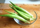 秋葵怎麼做好吃？營養功效、食用禁忌與美味料理全攻略