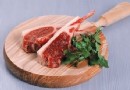 買肉必學：四招辨別注水肉，五大原則健康吃