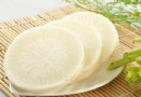 秋季養肺這樣吃！銀耳、雪梨、百合、白蘿蔔4大潤肺食材＋食譜