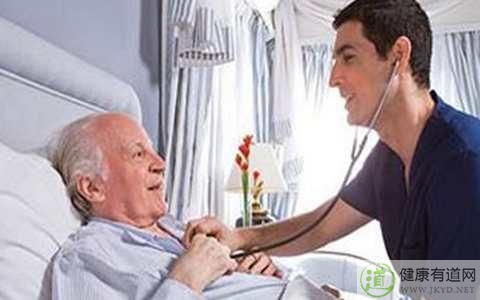 感冒發燒能不能洗澡 感冒發燒能不能洗澡