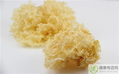 銀耳不能和什麼一起吃_銀耳和什麼相克 銀耳不能和什麼一起吃_銀耳和什麼相克