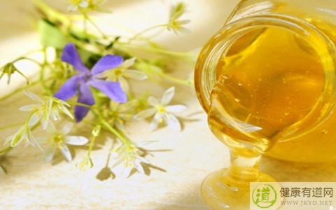 吃了蜂蜜不能吃蔥嗎 吃了蜂蜜不能吃蔥嗎