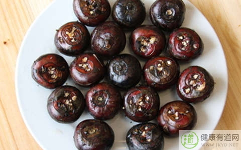 荸荠不能和什麼一起吃_荸荠和什麼相克 荸荠不能和什麼一起吃_荸荠和什麼相克