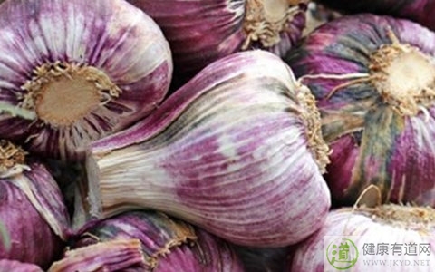 除夕吃蒜的寓意 除夕吃蒜的寓意
