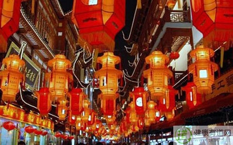 元宵節猜燈謎的由來 元宵節猜燈謎的由來