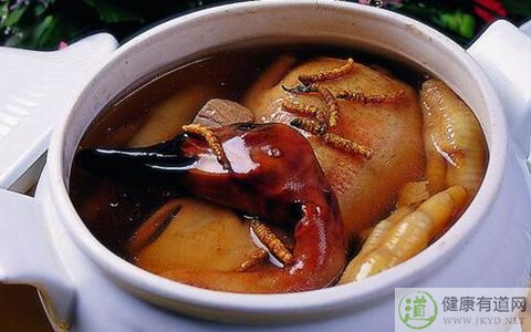 立冬與冬至的區別 立冬與冬至的區別