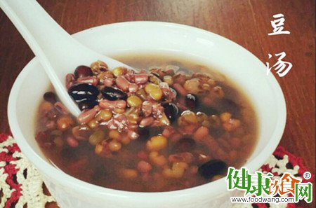夏天喝什麼湯好?夏天喝“三豆湯”好處多